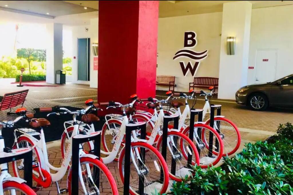 Beachwalk Resort & Condos Hallandale Beach Exterior foto